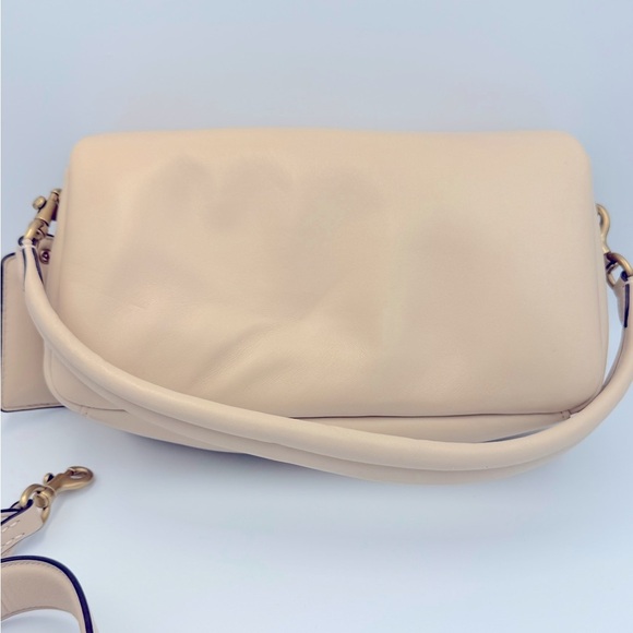 Coach Women's Leather Covered C Closure Pillow Tabby Shoulder bag 18,crossbody - Picture 15 of 15